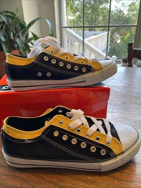Compass Black and Yellow Low-Top Canvas Sneakers
